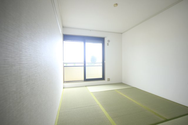 フローラルレーンの和室