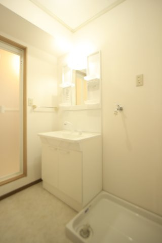 フローラルレーンの洗面所