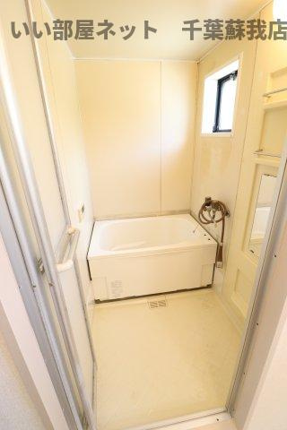 ラークヒルズ　Ａの浴室|日々の疲れを癒すお風呂付です