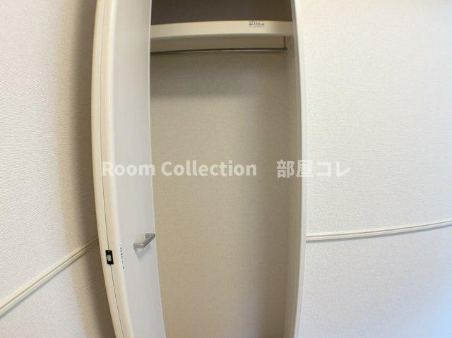 ラ・フュンフの収納|※同物件他部屋写真　反転・色違いの場合有　現状優先