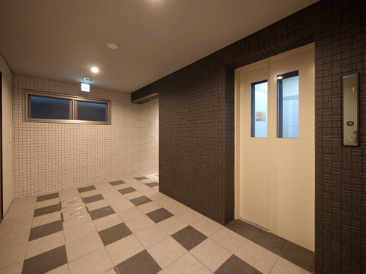 monado（モナド）のロビー