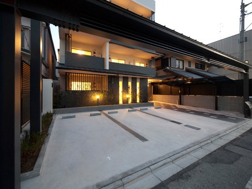 monado（モナド）の駐車場