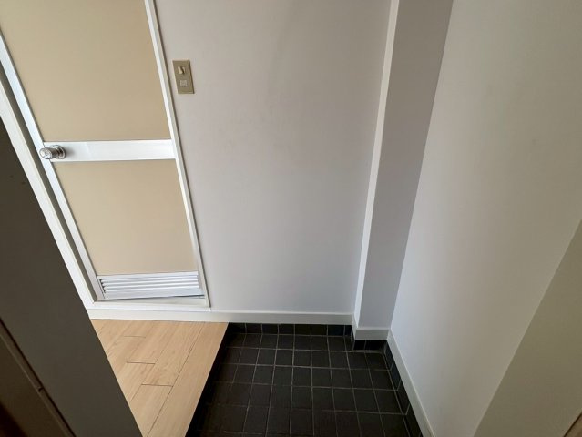 小塩マンション❘名古屋市の賃貸ならMy賃貸の玄関|小塩マンション