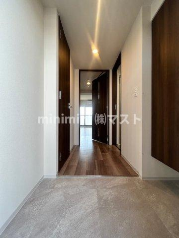 Alivis九条の玄関