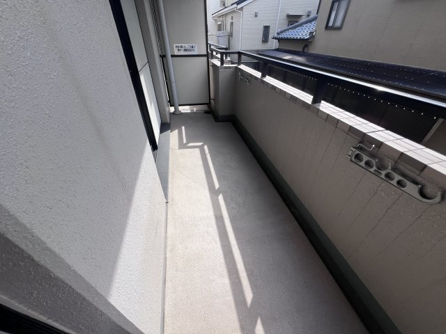 H・Tハイライズのバルコニー