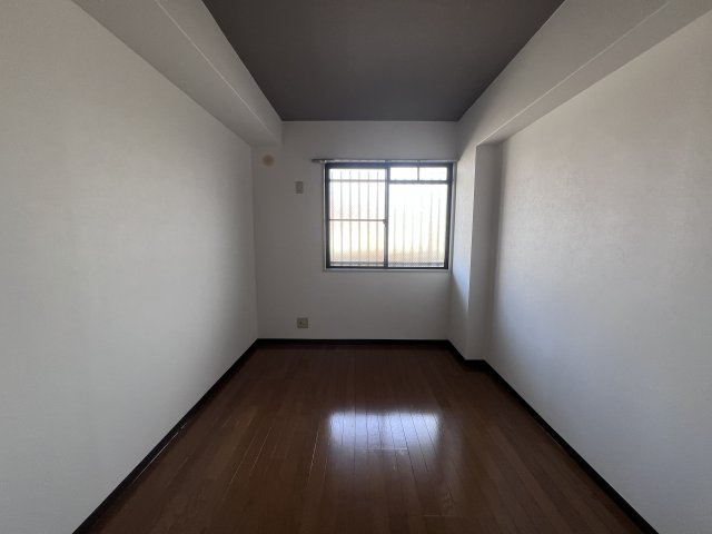 H・Tハイライズの寝室