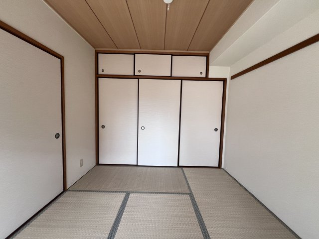 H・Tハイライズの和室