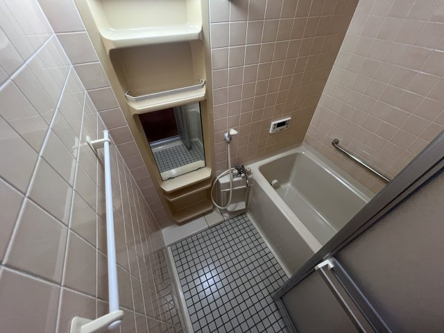 H・Tハイライズの浴室