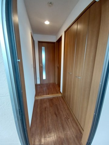 アルメゾンロシニョールの玄関