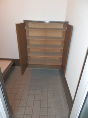 【玄関】 | カーサ磯辺Ａ棟