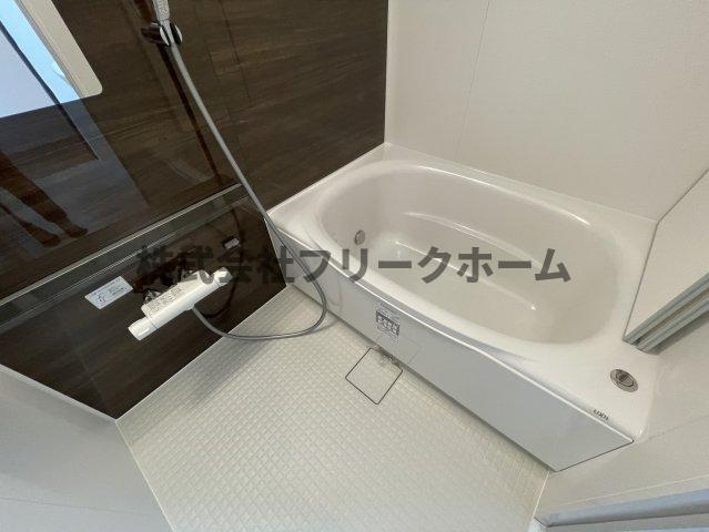 三鷹市上連雀１丁目の賃貸マンションの浴室