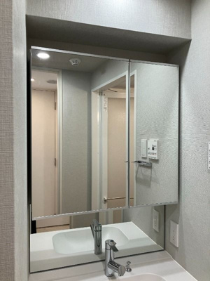 【独立洗面台】 | TRADIS秋葉原 | 使いやすい独立洗面台です