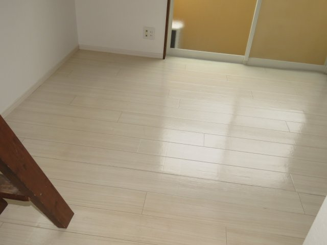 グリーンコーポⅢの洋室