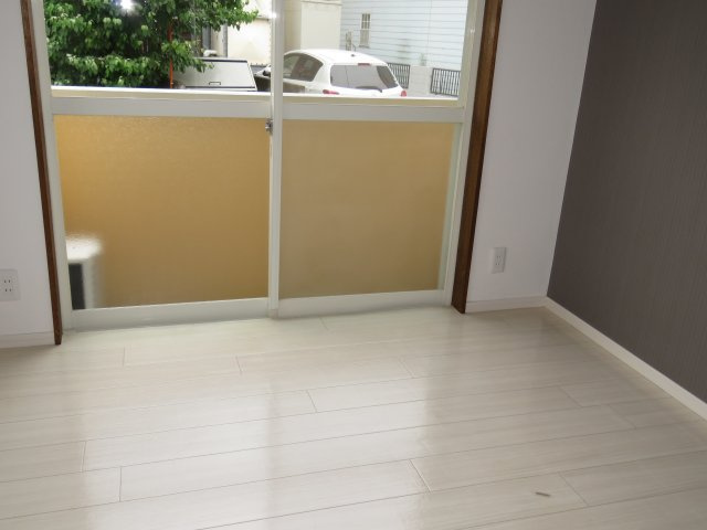 グリーンコーポⅢの洋室