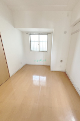  | アヴェニーユ壱番館 | 洋室