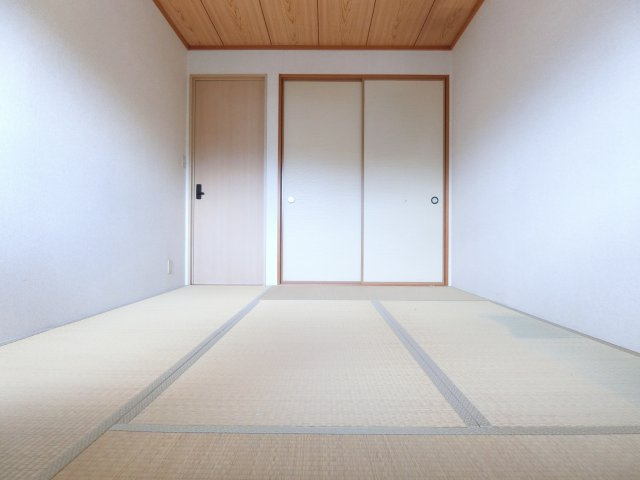 加太1丁目テラスハウスの和室