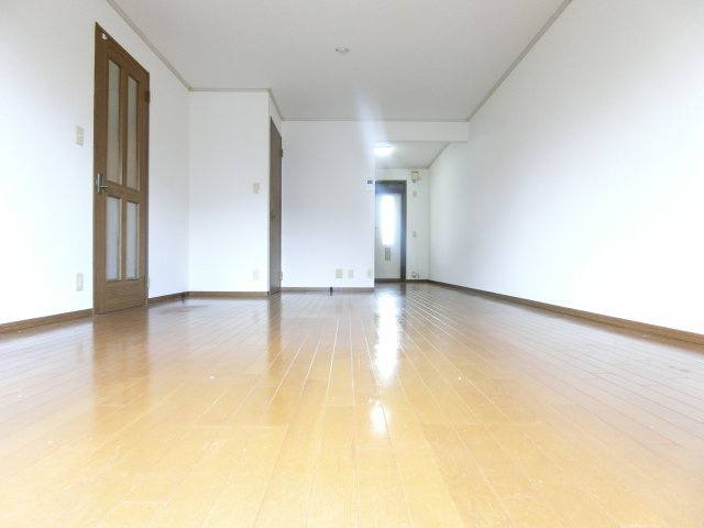 加太1丁目テラスハウスの居間・リビング