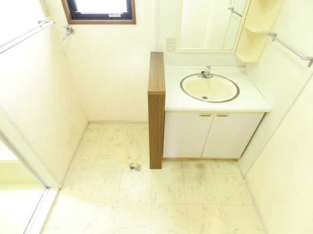 加太1丁目テラスハウスの洗面所