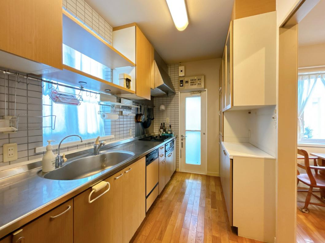 日立市中丸町1丁目　中古戸建のキッチン