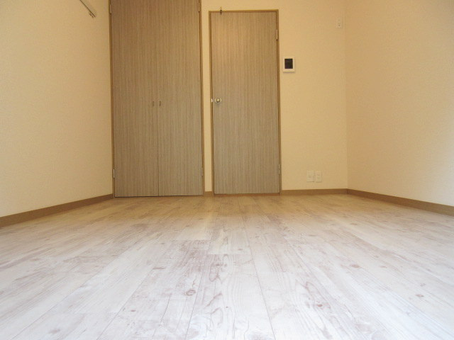 エルパティオの居間・リビング|★洋室５．５帖★