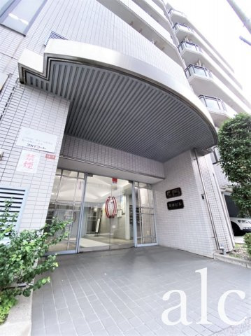 スカイコートエクセレント荻窪のエントランス|建物の内部です