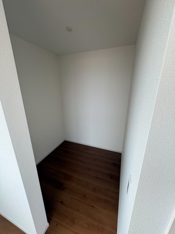 【価格改定】長岡京市滝ノ町1丁目の収納|お家の様々な箇所には便利な収納がございます。