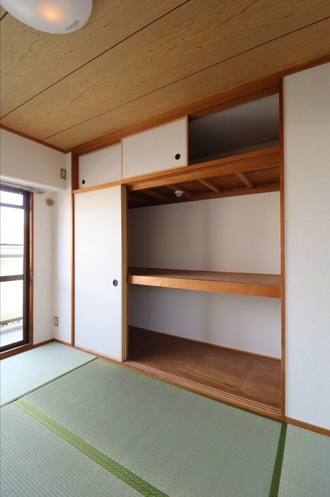 パークサイドＨＩＲＡＴＡの収納