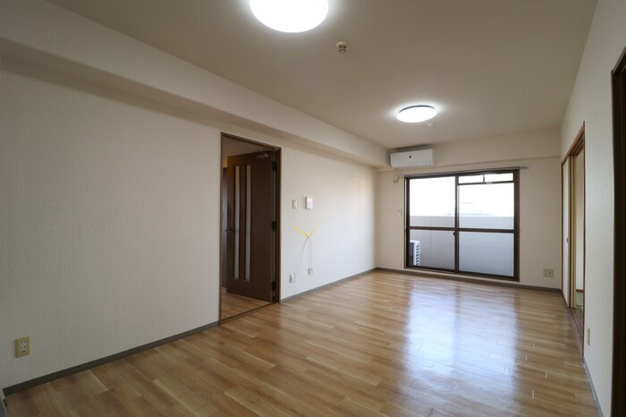 パークサイドＨＩＲＡＴＡの居間・リビング