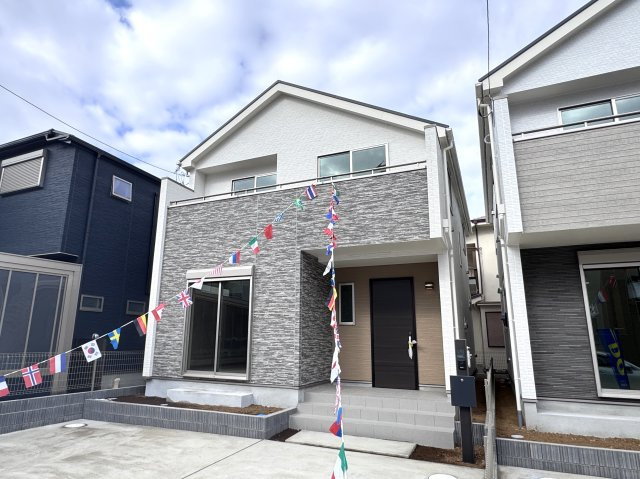 松戸市常盤平柳町新築戸建【常盤平第三小学校：8分】の外観|A号棟外観・完成済み内覧可能です！