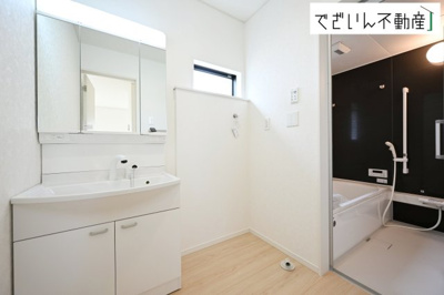 【独立洗面台】 | CRADLE GARDEN吉見町東野第22　新築住宅 | ≪2号棟≫
現地(2026年6月撮影)
