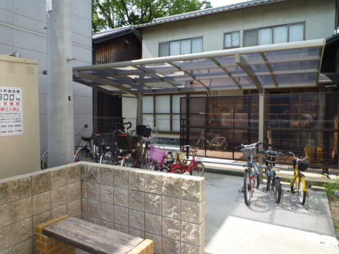 リースランド今　A棟