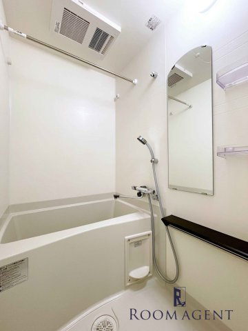 プレサンス上前津ディアシスの浴室