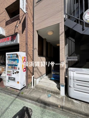 【エントランス】 | ヴィシェット大倉山