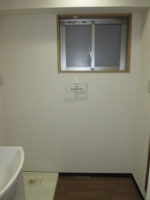 【洗面所】 | ピースフル北上野 | スペースが確保できる洗面所です