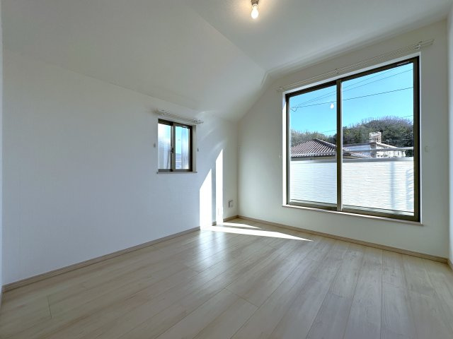 神戸市垂水区桃山台6丁目新築戸建1号棟の洋室