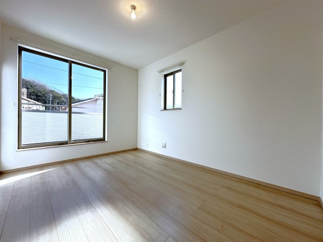 神戸市垂水区桃山台6丁目新築戸建1号棟の洋室