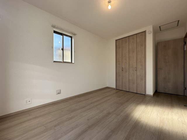 神戸市垂水区桃山台6丁目新築戸建1号棟の洋室