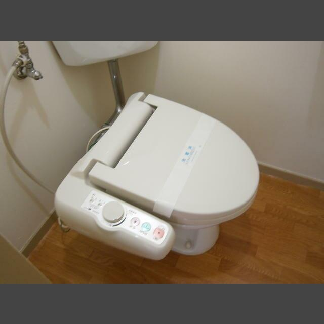 小金井市本町６丁目のアパートのトイレ