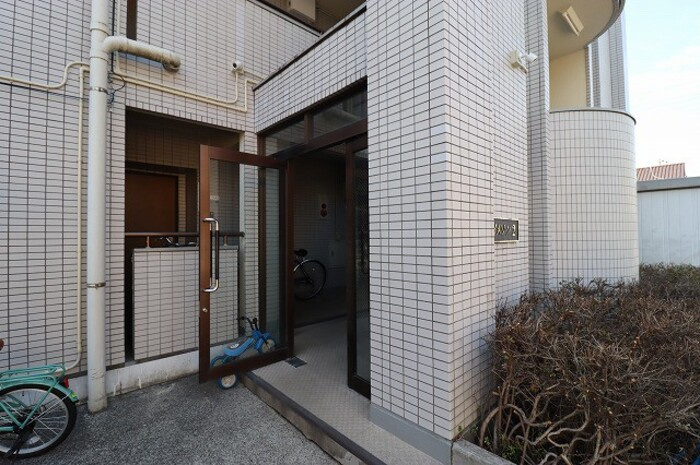 ルイメゾン２のエントランス