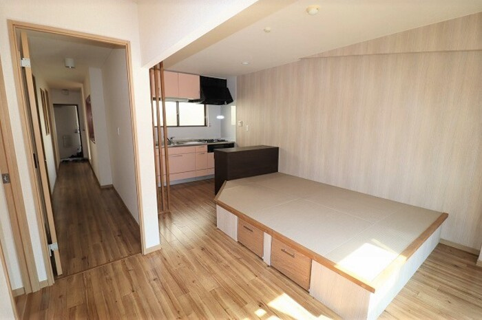 ルイメゾン２の居間・リビング