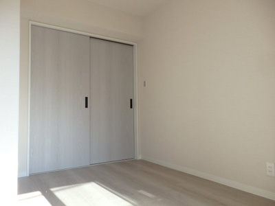 【洋室】 | モアエミネンス西新宿