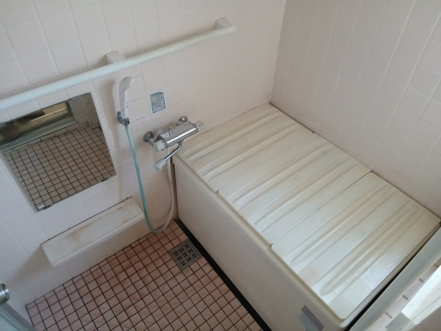 東松山市五領町　中古戸建の浴室