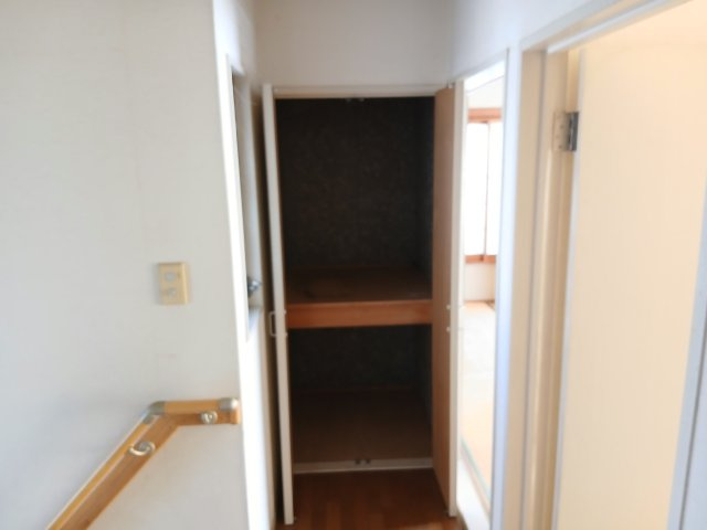 東松山市五領町　中古戸建のその他|２階廊下