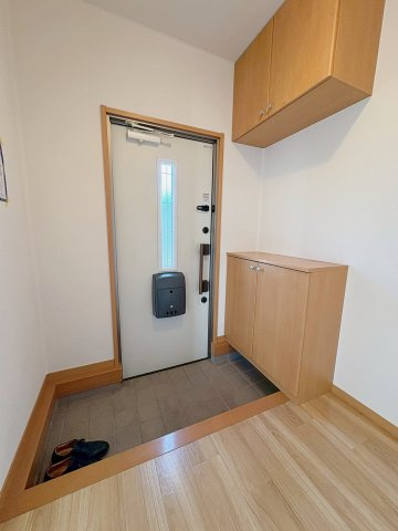 大塚様戸建貸家Ⅱの玄関