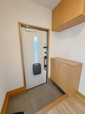 大塚様戸建貸家Ⅱの玄関