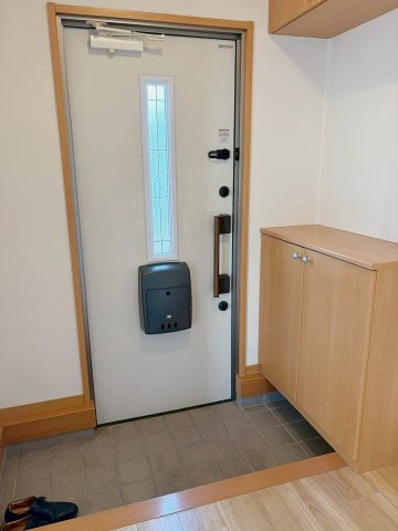 大塚様戸建貸家Ⅱの玄関