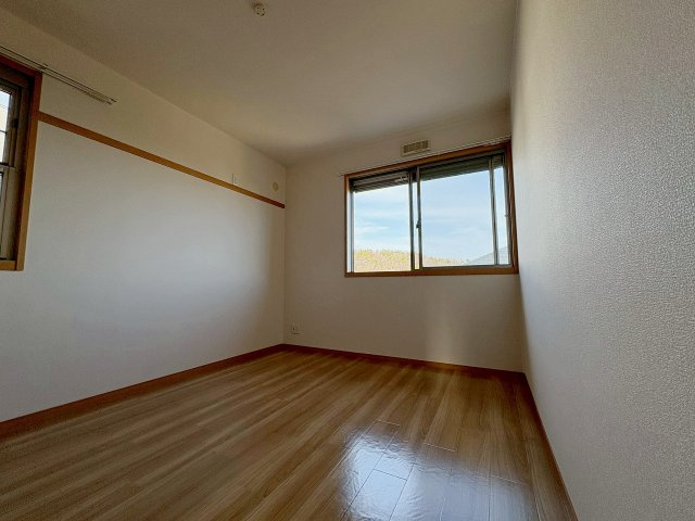 大塚様戸建貸家Ⅱの居間・リビング