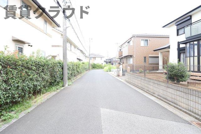 オークヒルズの周辺