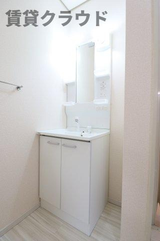 オークヒルズの洗面所|朝の準備に活躍する、洗髪洗面化粧台！