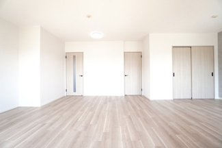 【居間・リビング】 | 【リノベ済】ローレルコート観音新町 | 室内（2026年3月1日13：00頃）撮影